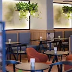 Hotel Mercure West 4*