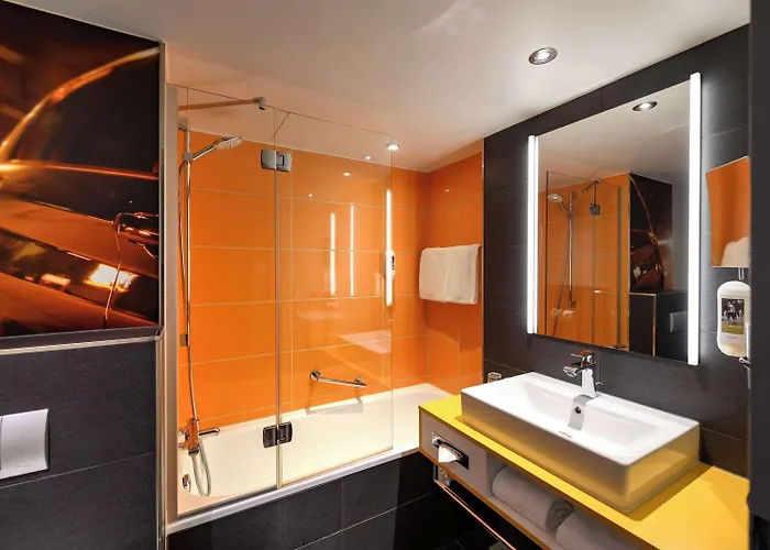 מלון Mercure West