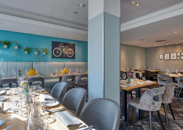 Mercure West מלון קלן