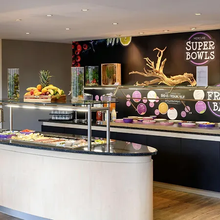 Hotell Mercure West 4*