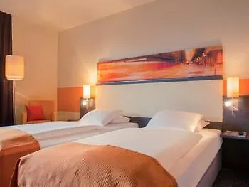 Mercure West 4*