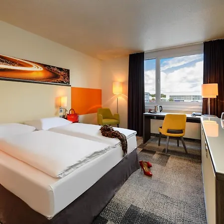 Hotell Mercure West