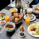 فندق ميركيور كولن ويست 4*