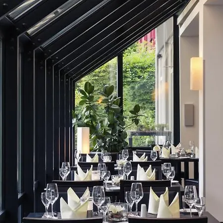 머큐어 웨스트 4* 쾰른