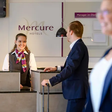 Mercure West 4*