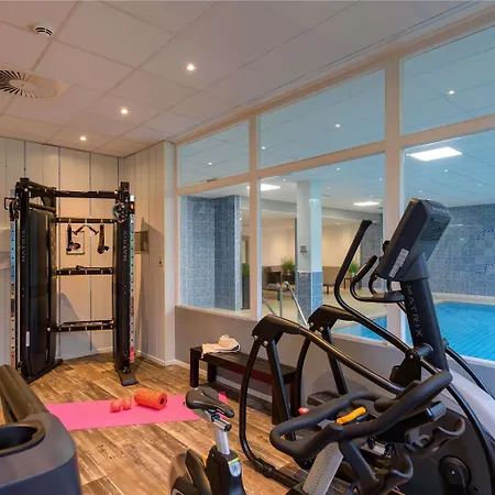 מלון Mercure West