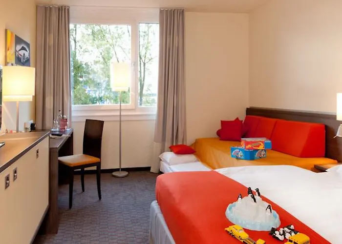 Mercure West Hotell 4*