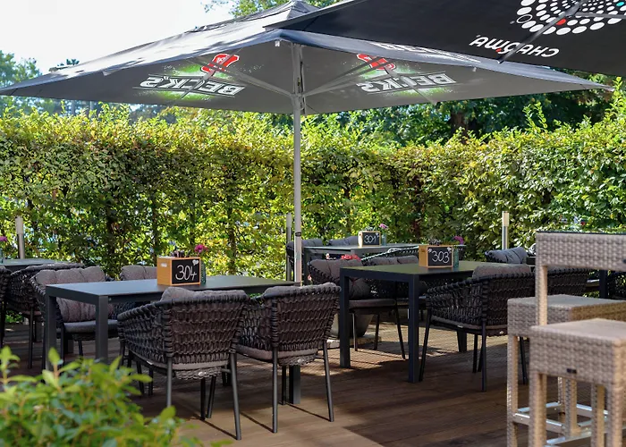 Mercure West Hotel 4*