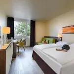 Hotel Mercure West