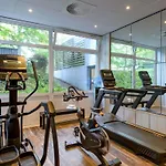 Mercure West Hotel