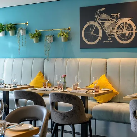 科隆西美居酒店