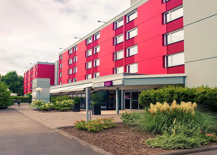 Mercure West 4*