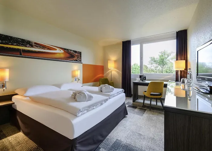 Mercure West Hotel